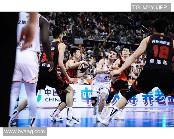 全运会精彩回顾：上海篮球队展现卓越团队协作精神与默契配合